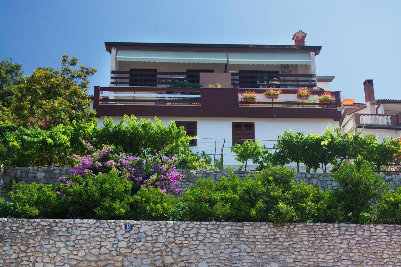 Apartments With A Parking Space Rabac, Labin - 7622 מראה חיצוני תמונה