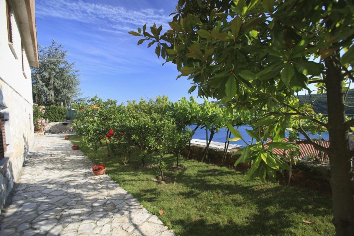 Apartments With A Parking Space Rabac, Labin - 7622 מראה חיצוני תמונה