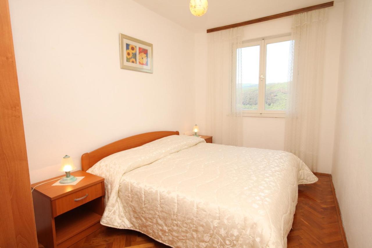 Apartments With A Parking Space Rabac, Labin - 7622 מראה חיצוני תמונה