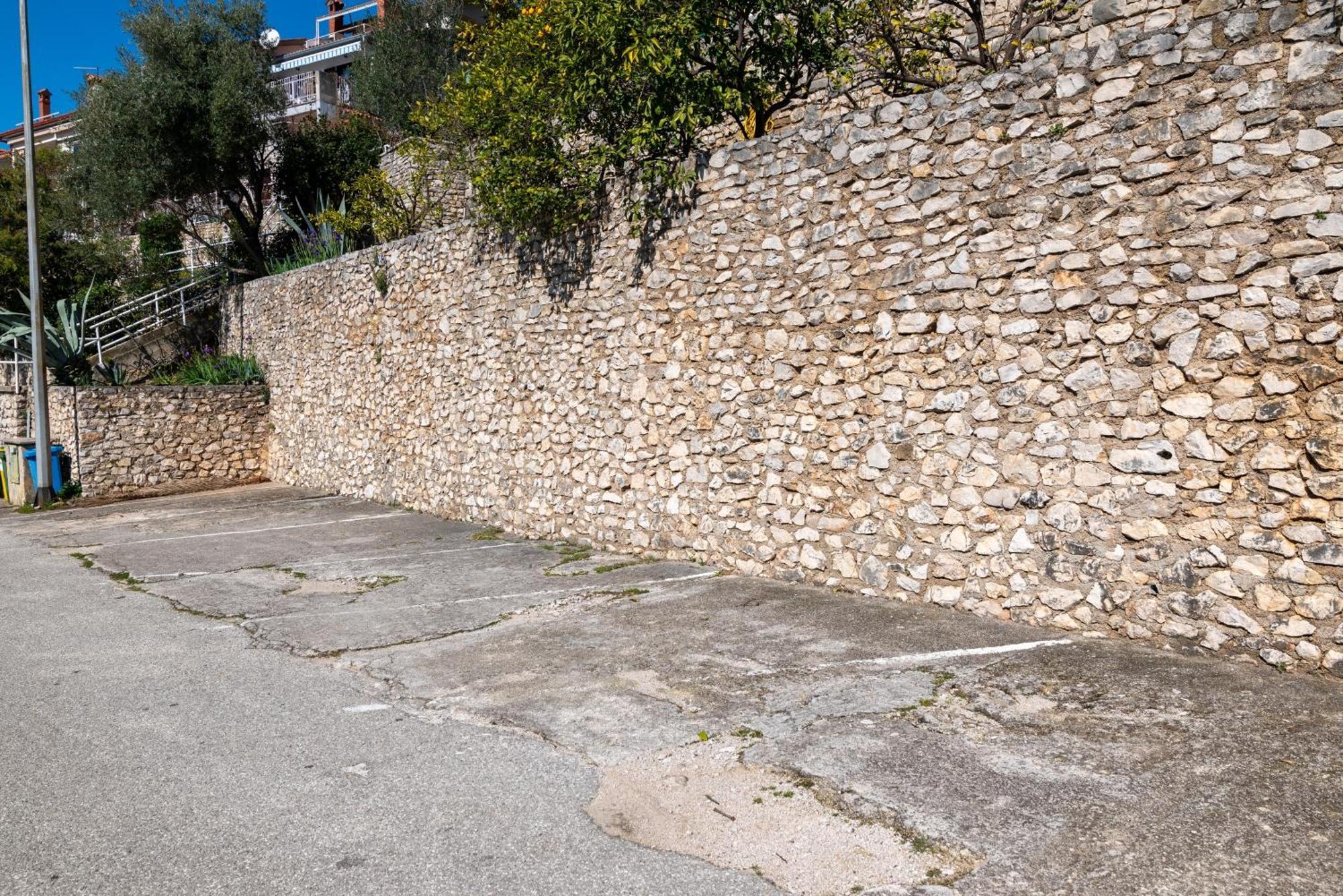 Apartments With A Parking Space Rabac, Labin - 7622 מראה חיצוני תמונה